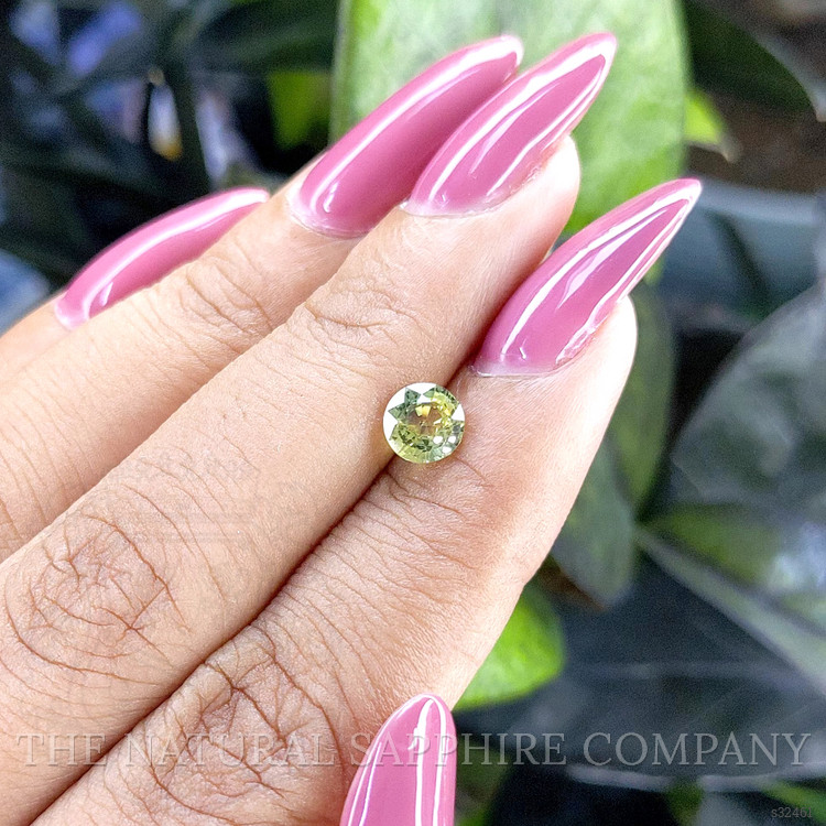 1.00 Ct. Yellowish Green Sapphire from Madagascar