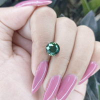 4.09 Ct. Green Sapphire from Tanzania Life Style