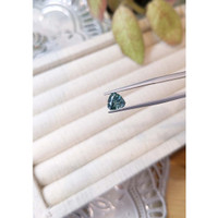 1.53 Ct. Bluish Green Sapphire from Montana Life Style