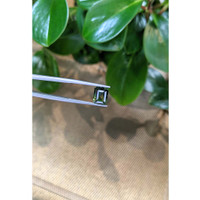 3.05 Ct. Bi Color Sapphire from Ceylon (Sri Lanka) Life Style