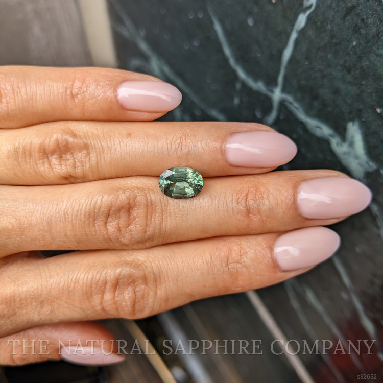 2.87 Ct. Green Sapphire from Ceylon (Sri Lanka)