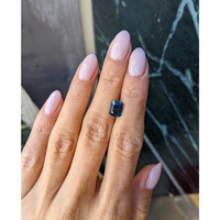 2.55 Ct. Greenish Blue Sapphire from Ceylon (Sri Lanka) Life Style