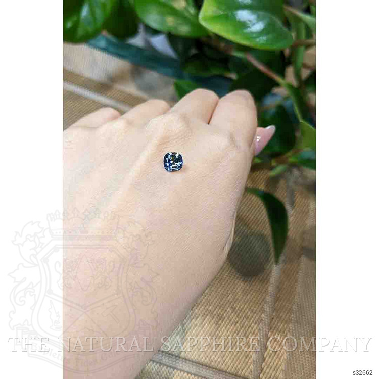 1.14 Ct. Bi Color Sapphire from Ceylon (Sri Lanka)