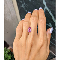 3.02 Ct. Pink Sapphire from Ceylon (Sri Lanka) Life Style