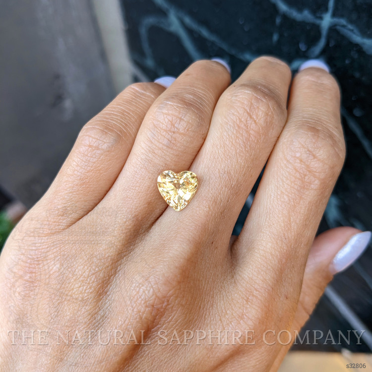 4.18 Ct. Yellow Sapphire from Ceylon (Sri Lanka)