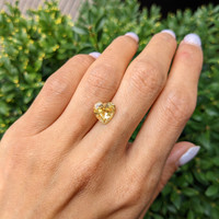 4.18 Ct. Yellow Sapphire from Ceylon (Sri Lanka) Life Style