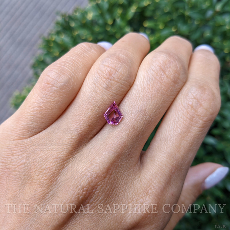 1.46 Ct. Purplish Pink Sapphire from Ceylon (Sri Lanka)