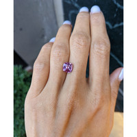 2.59 Ct. Purplish Pink Sapphire from Ceylon (Sri Lanka) Life Style