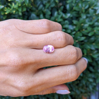 3.16 Ct. Purplish Pink Sapphire from Ceylon (Sri Lanka) Life Style