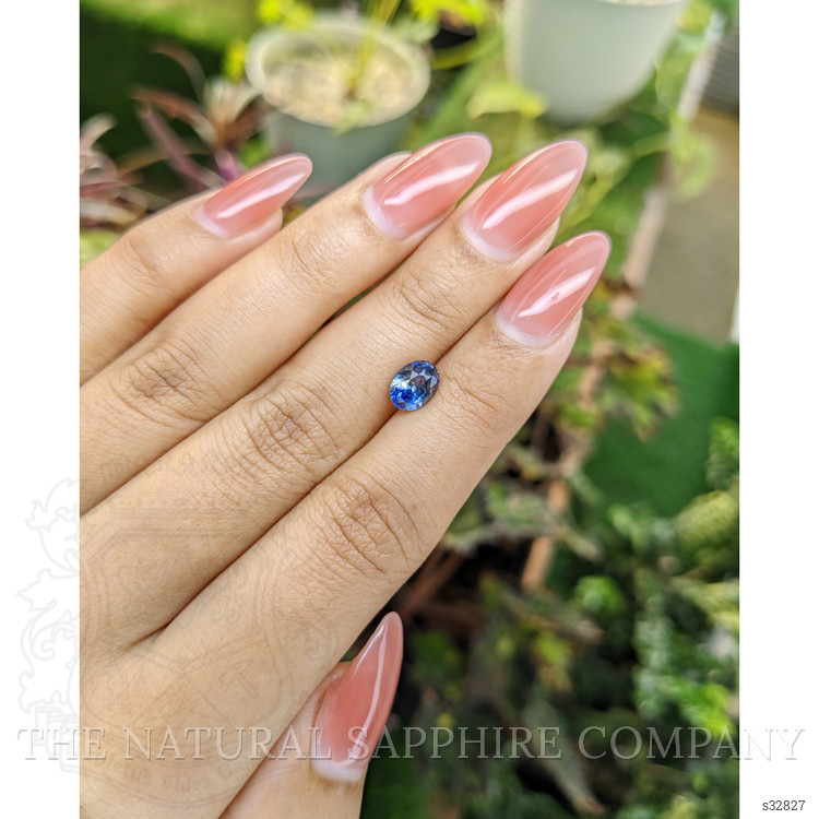1.55 Ct. Bi Color Sapphire from Ceylon (Sri Lanka)