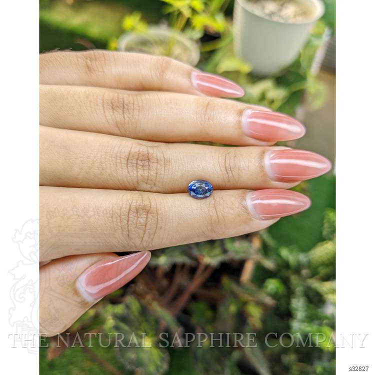 1.55 Ct. Bi Color Sapphire from Ceylon (Sri Lanka)