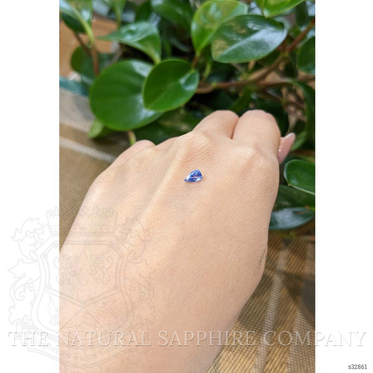 0.44 Ct. Bi Color Sapphire from Ceylon (Sri Lanka)