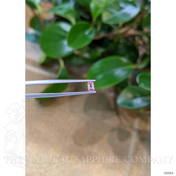 0.35 Ct. Pink Sapphire from Ceylon (Sri Lanka)
