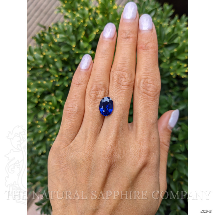 5.60 Ct. Blue Sapphire from Ceylon (Sri Lanka)