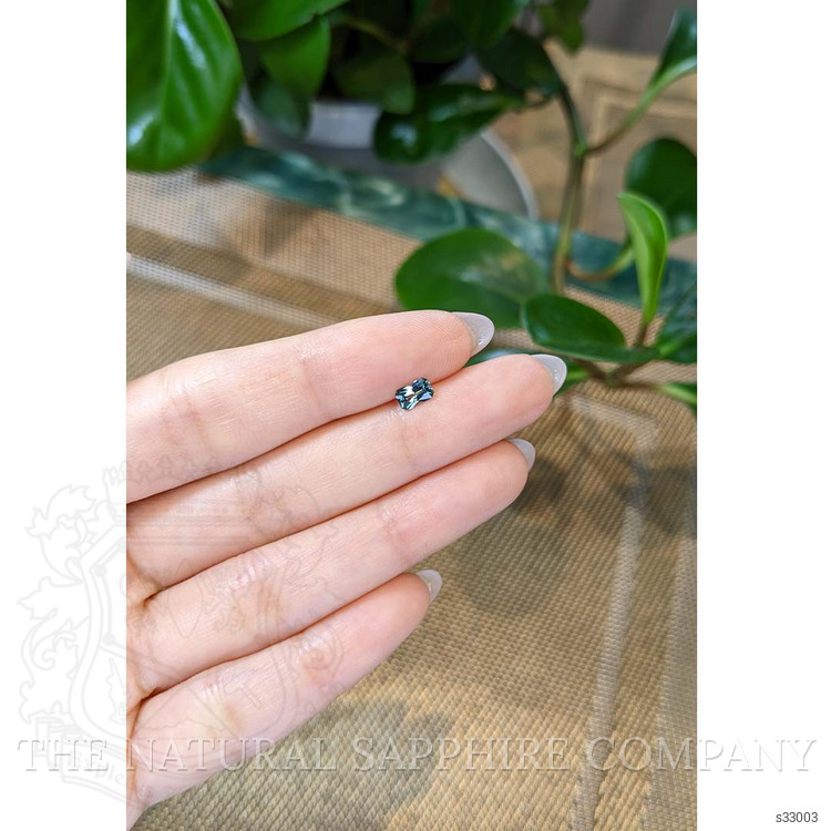0.43 Ct. Bluish Green Sapphire from Ceylon (Sri Lanka)