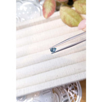 0.46 Ct. Greenish Blue Sapphire from Montana Life Style