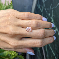 3.45 Ct. Padparadscha Sapphire from Ceylon (Sri Lanka) Life Style