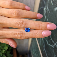 2.07 Ct. Blue Sapphire from Ceylon (Sri Lanka) Life Style