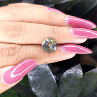 3.53 Ct. Bi Color Sapphire from Madagascar Life Style