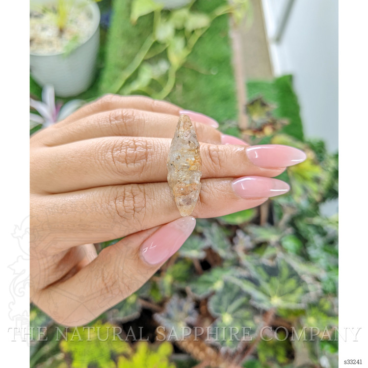 21.10 Ct. Yellow Sapphire Crystal from Ceylon (Sri Lanka)