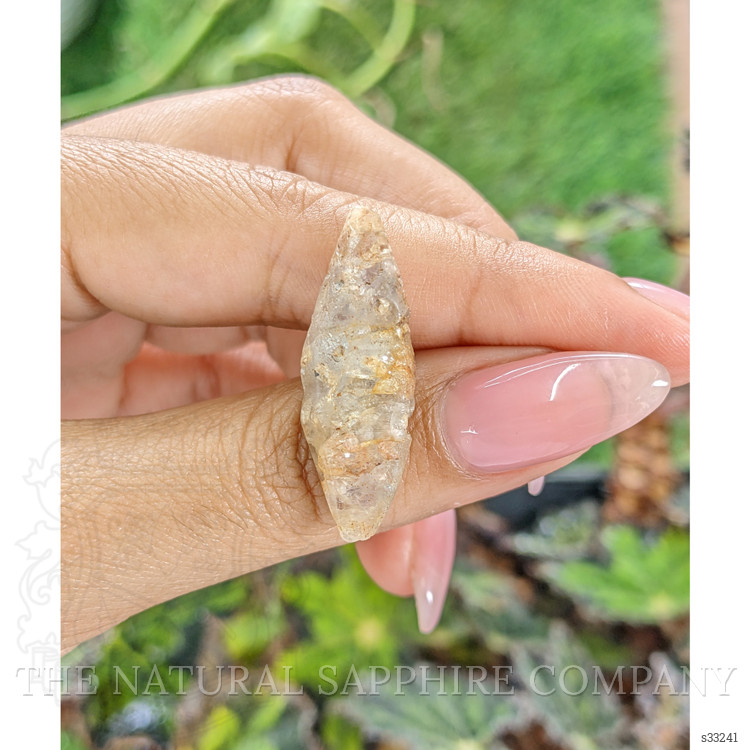 21.10 Ct. Yellow Sapphire Crystal from Ceylon (Sri Lanka)