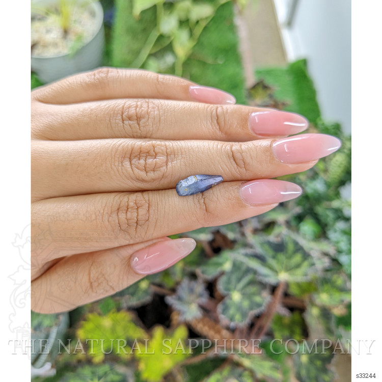 3.79 Ct. Blue Rough Sapphire Crystal from Ceylon (Sri Lanka)