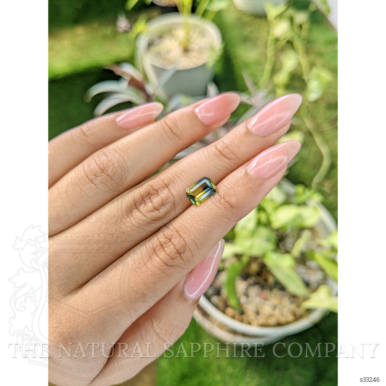 2.02 Ct. Bi Color Sapphire from Ceylon (Sri Lanka)