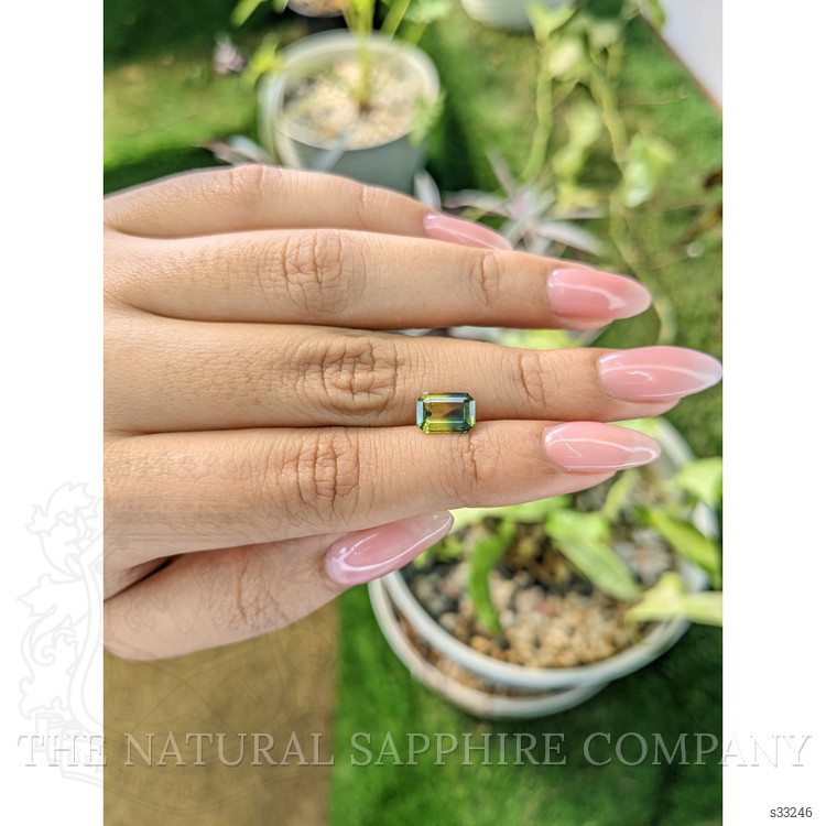 2.02 Ct. Bi Color Sapphire from Ceylon (Sri Lanka)