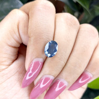3.07 Ct. Blue Sapphire from Ceylon (Sri Lanka) Life Style