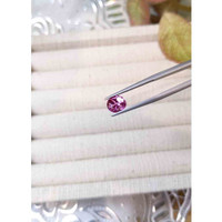 2.00 Ct. Pink Sapphire from Madagascar Life Style