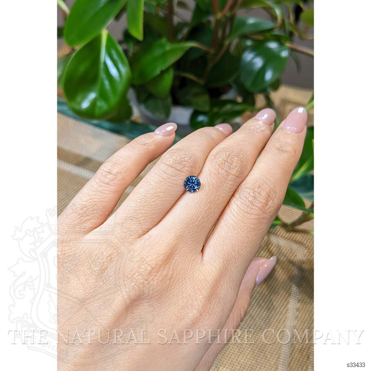 1.01 Ct. Greenish Blue Sapphire from Montana
