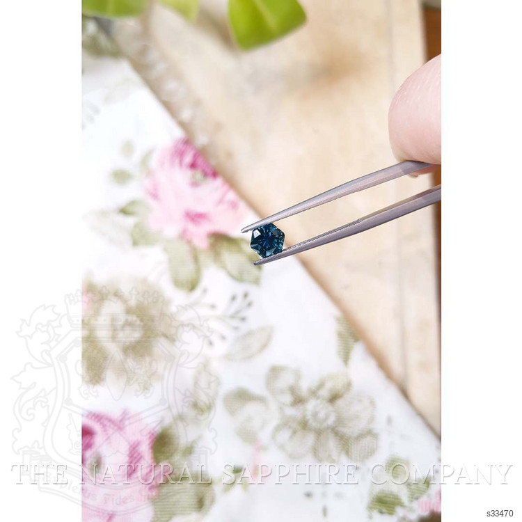0.92 Ct. Greenish Blue Sapphire from Montana