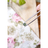 0.94 Ct. Yellowish Green Sapphire from Montana Life Style