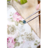 0.85 Ct. Greenish Blue Sapphire from Montana Life Style