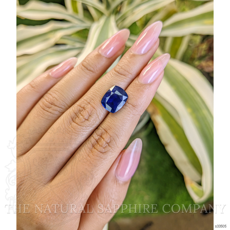 5.86 Ct. Blue Sapphire from Ceylon (Sri Lanka)