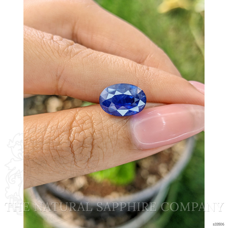 5.54 Ct. Blue Sapphire from Ceylon (Sri Lanka)