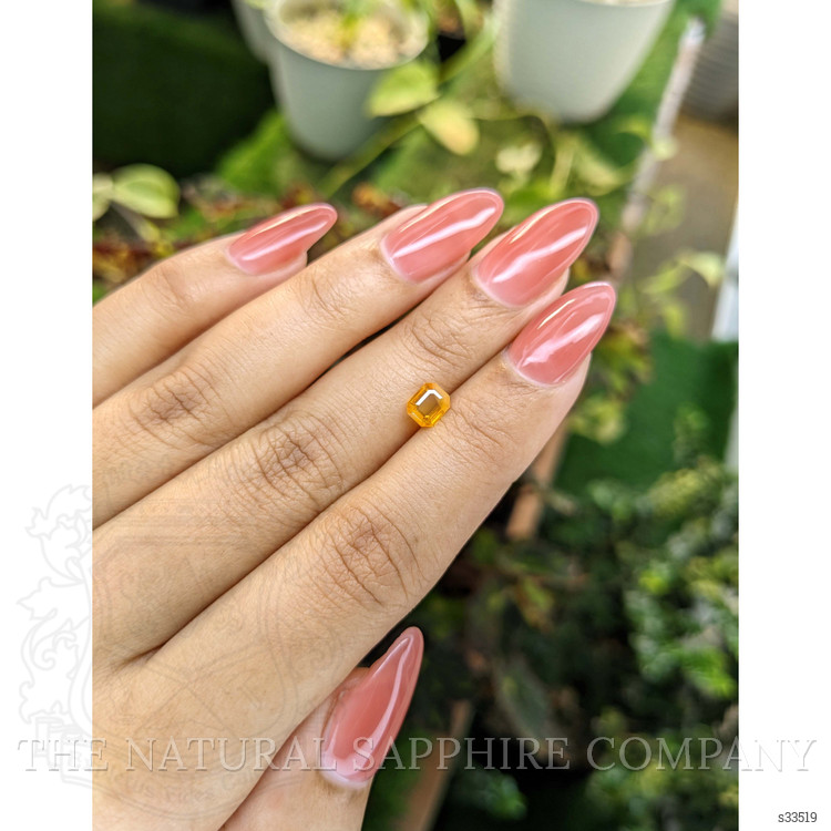 0.92 Ct. Orange Sapphire from Ceylon (Sri Lanka)