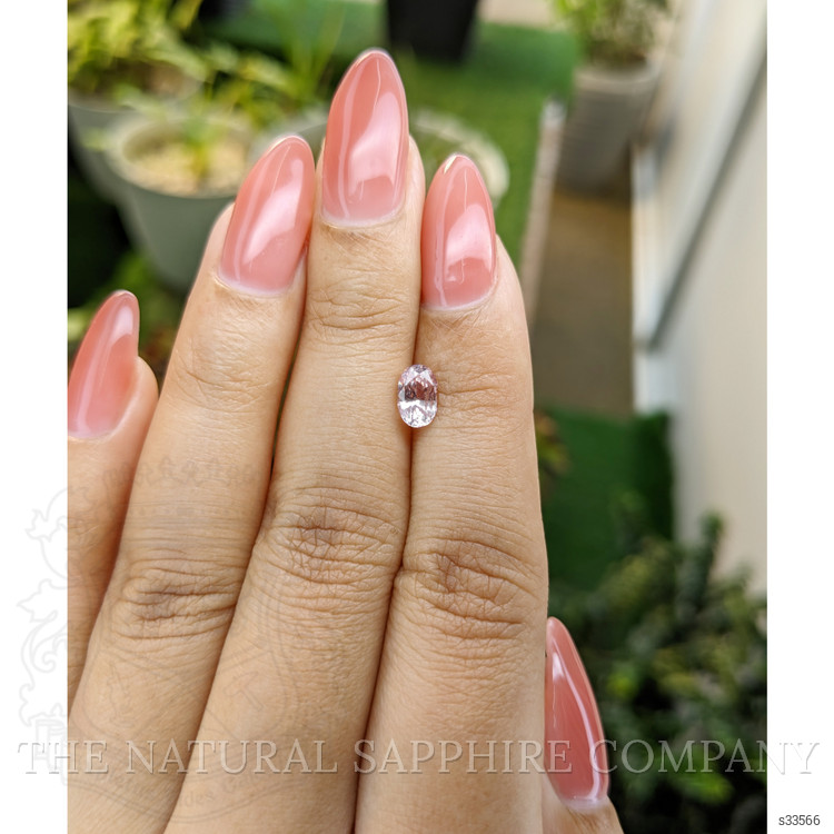 0.96 Ct. Padparadscha Sapphire from Ceylon (Sri Lanka)