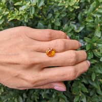 4.50 Ct. Orange Sapphire from Ceylon (Sri Lanka) Life Style