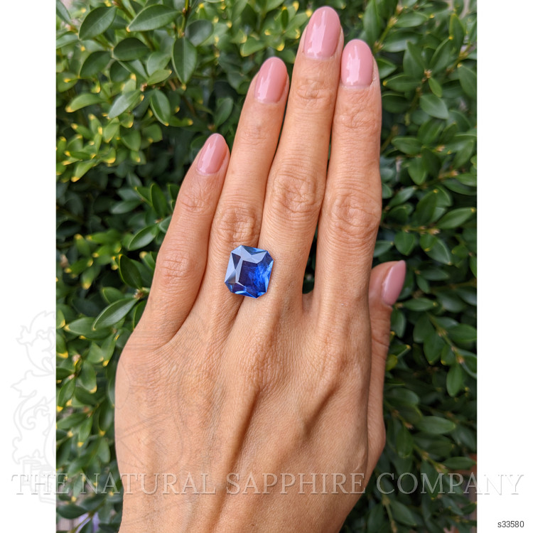 9.14 Ct. Blue Sapphire from Ceylon (Sri Lanka)