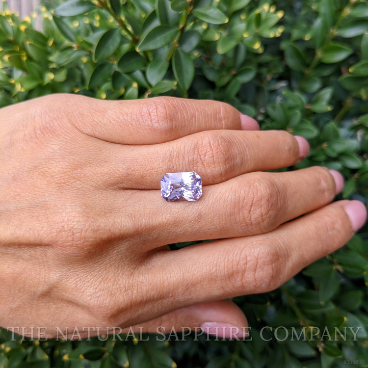 4.47 Ct. Purple Sapphire from Ceylon (Sri Lanka)