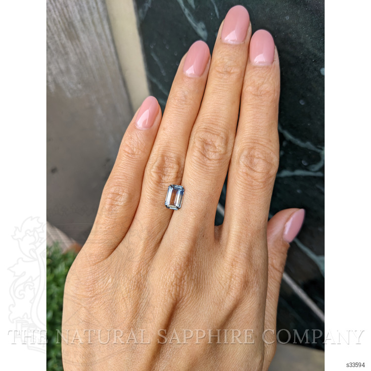 2.02 Ct. Bi Color Sapphire from Ceylon (Sri Lanka)