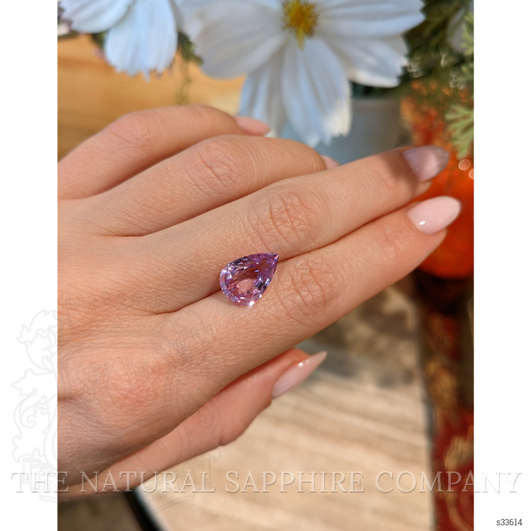 4.56 Ct. Purplish Pink Sapphire from Ceylon (Sri Lanka)