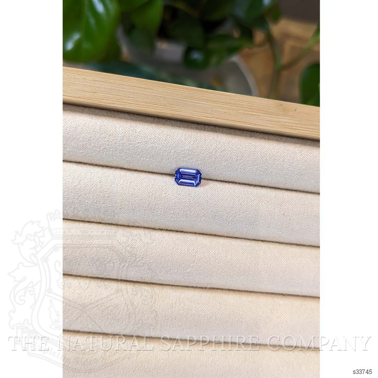 1.04 Ct. Blue Sapphire from Ceylon (Sri Lanka)