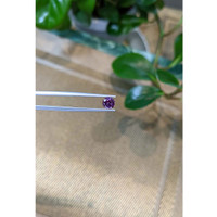 1.40 Ct. Color Change Sapphire from Ceylon (Sri Lanka) Life Style