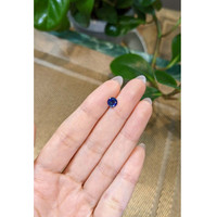 0.80 Ct. Bi Color Sapphire from Ceylon (Sri Lanka) Life Style