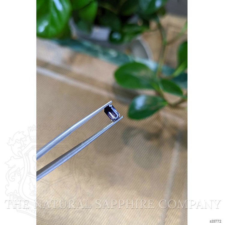 0.96 Ct. Bi Color Sapphire from Ceylon (Sri Lanka)