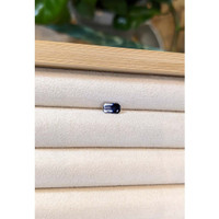 0.96 Ct. Bi Color Sapphire from Ceylon (Sri Lanka) Life Style