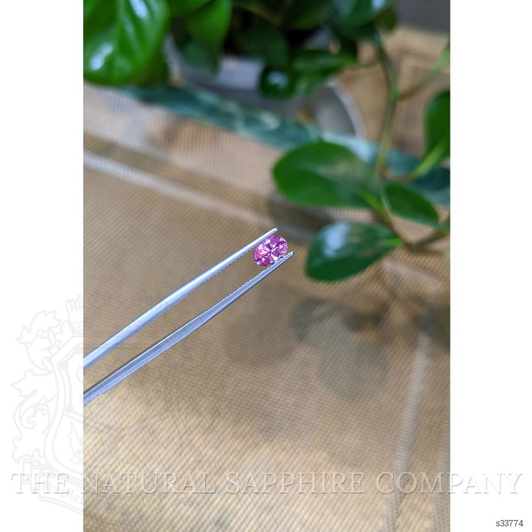 0.90 Ct. Pink Sapphire from Ceylon (Sri Lanka)