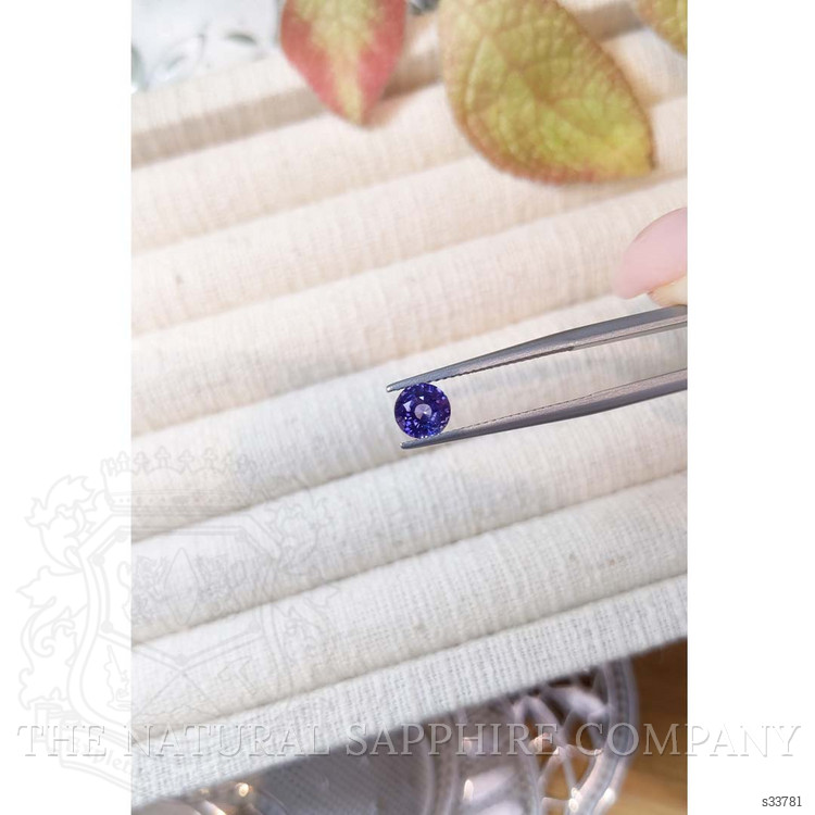 1.03 Ct. Purple Sapphire from Ceylon (Sri Lanka)